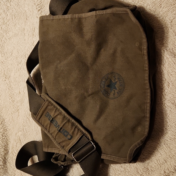 Converse Handbags - Vintage Converse Chuck Taylor All Star Messenger Bag
